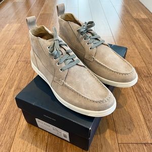 Mens Cole Haan Chukka Moc boots. Never worn.